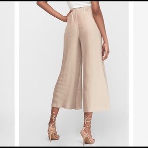 2/$20 Express pleated pants